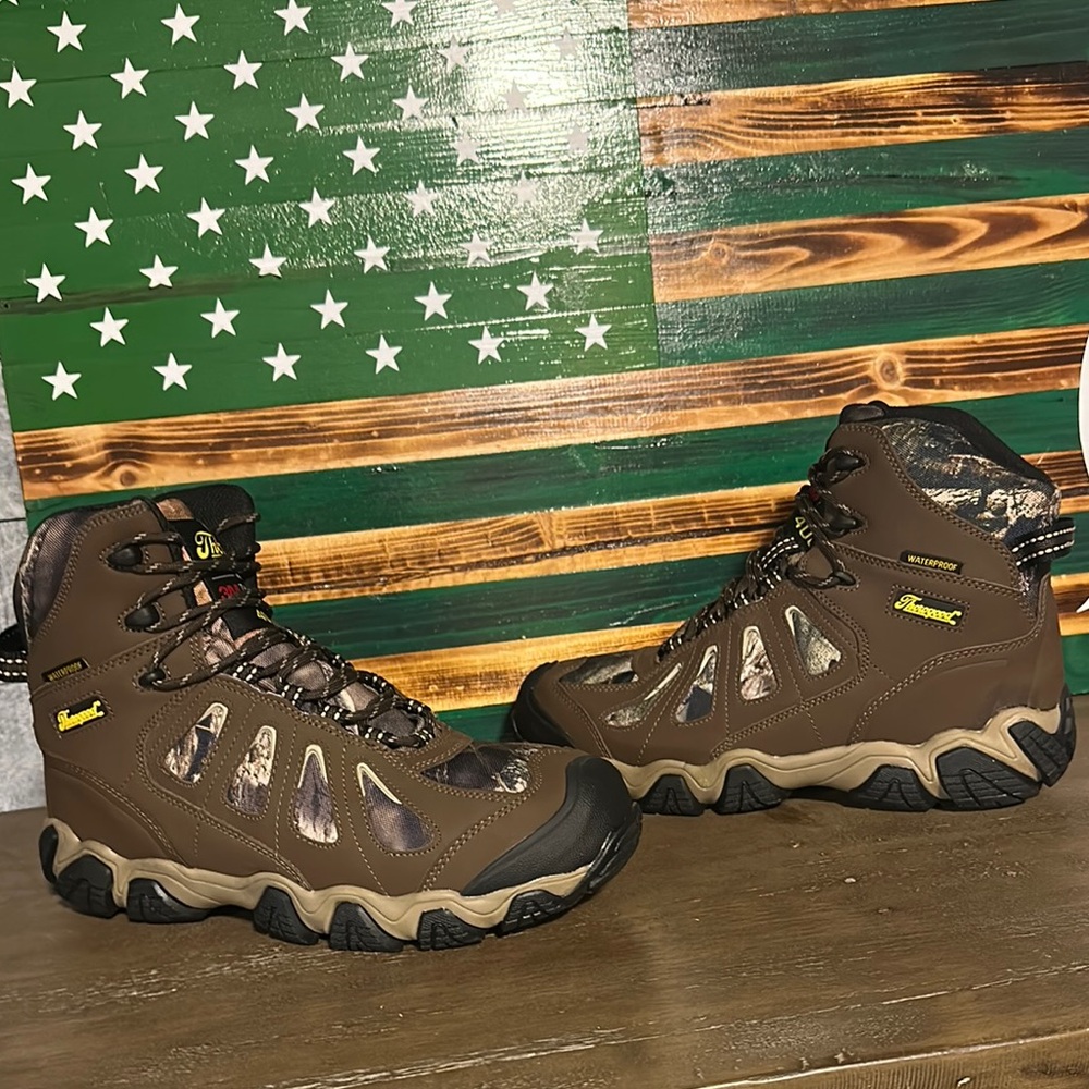 Thorogood Men's 6" Crosstrex Waterproof Work Boots Featuring Mossy Oak Camo